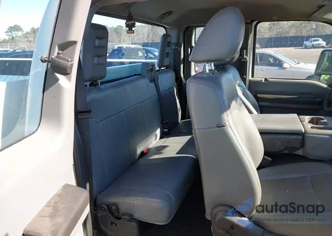 2011 Ford F-250 Xl из США, поврежденный, VIN 1FD7X2A63BEC12479